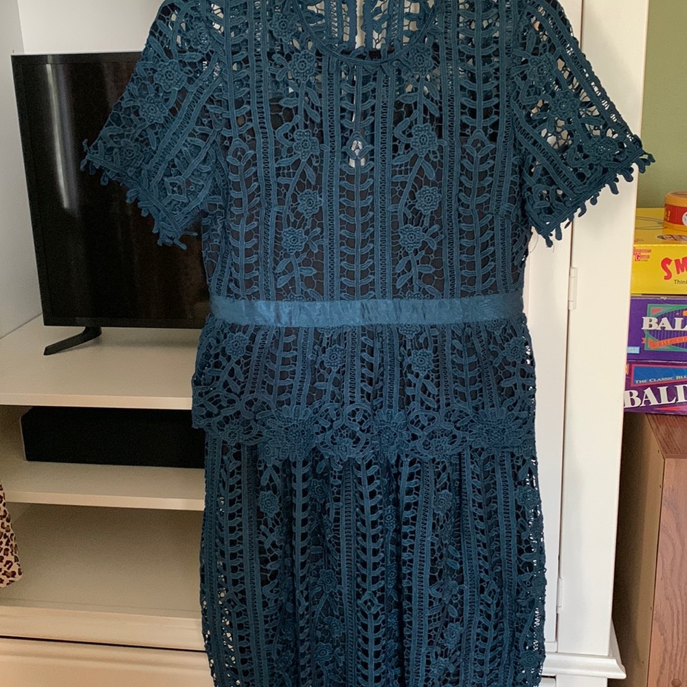 Latiste blue dress, mid length